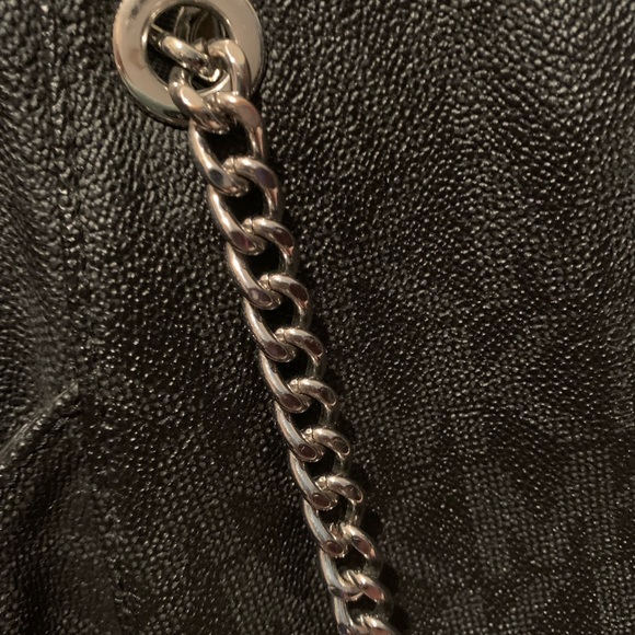 Michael Kors Chain Shoulder Bag - Picture 3 of 7